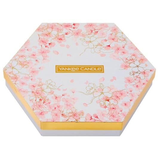 Yankee Candle 10 Tea Lights & 1 Holder Gift Set - Sakura Blossom Festival -  Design 24 Gifts