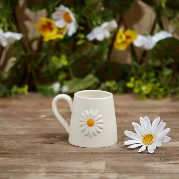 Embossed Daisy Flower Mug - Langs