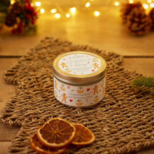 Cinnamon Spice Tinned Scented Candle - Gingerbread Bakery 'Gingerbread Kisses and Christmas wishes'