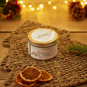 'Hedge Hugs' Hedgehog Frankincense and Myrrh Tinned Scented Candle